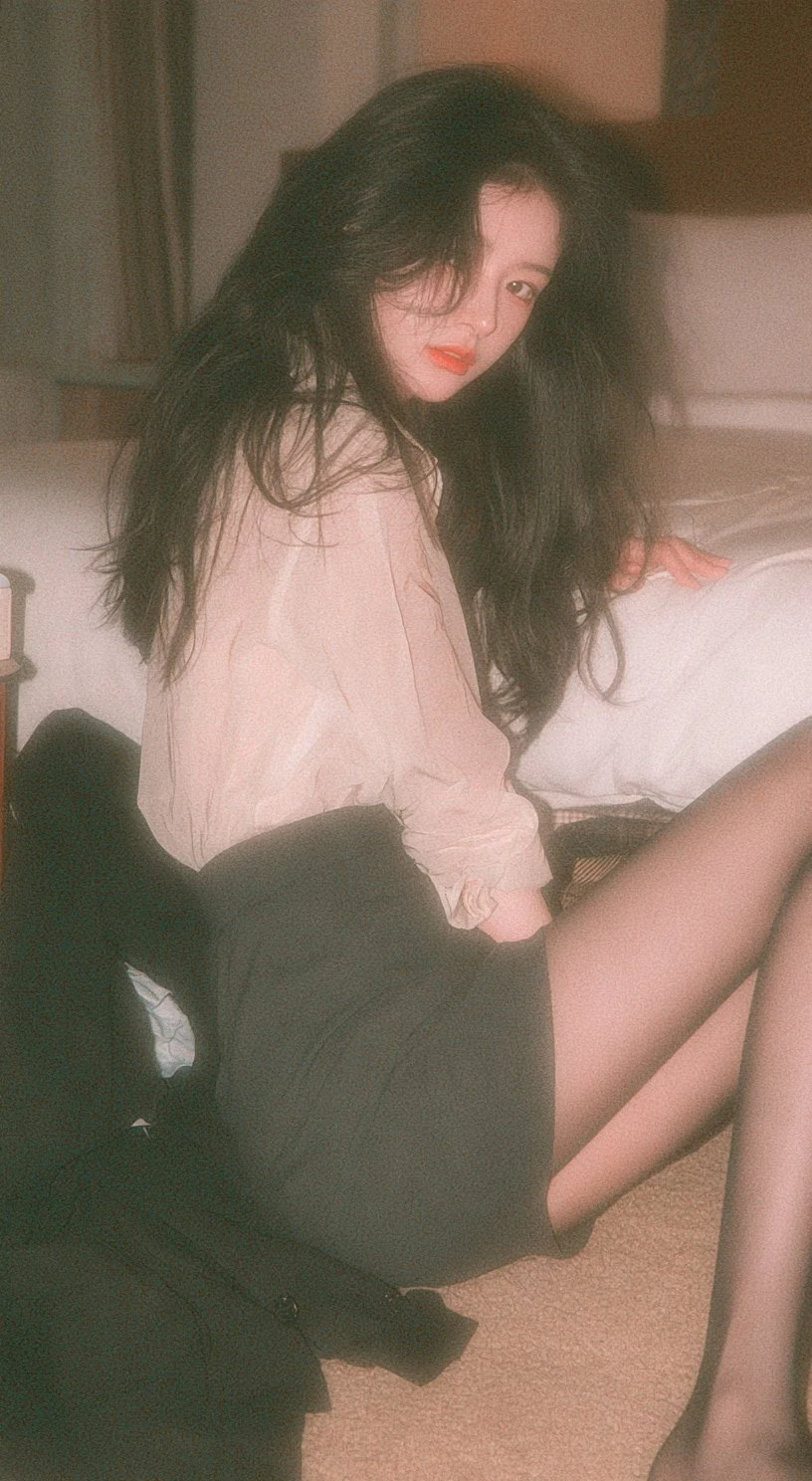 Korean OL portrait woman sitting hotel carpet night